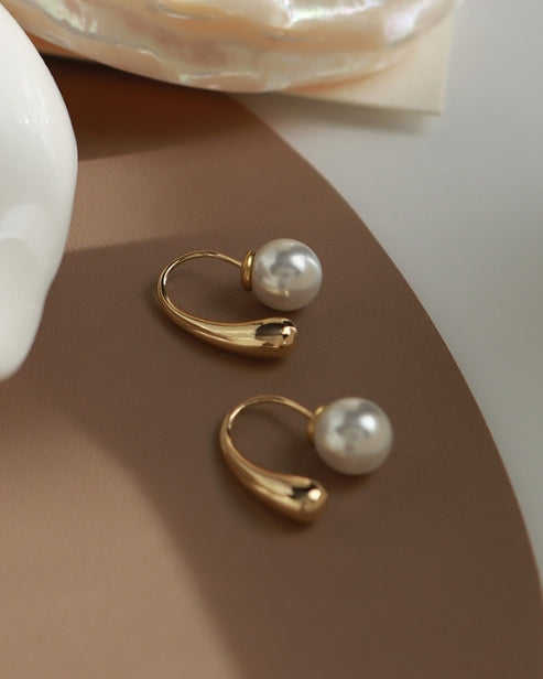 Elowen Pearl Hoop Image 4