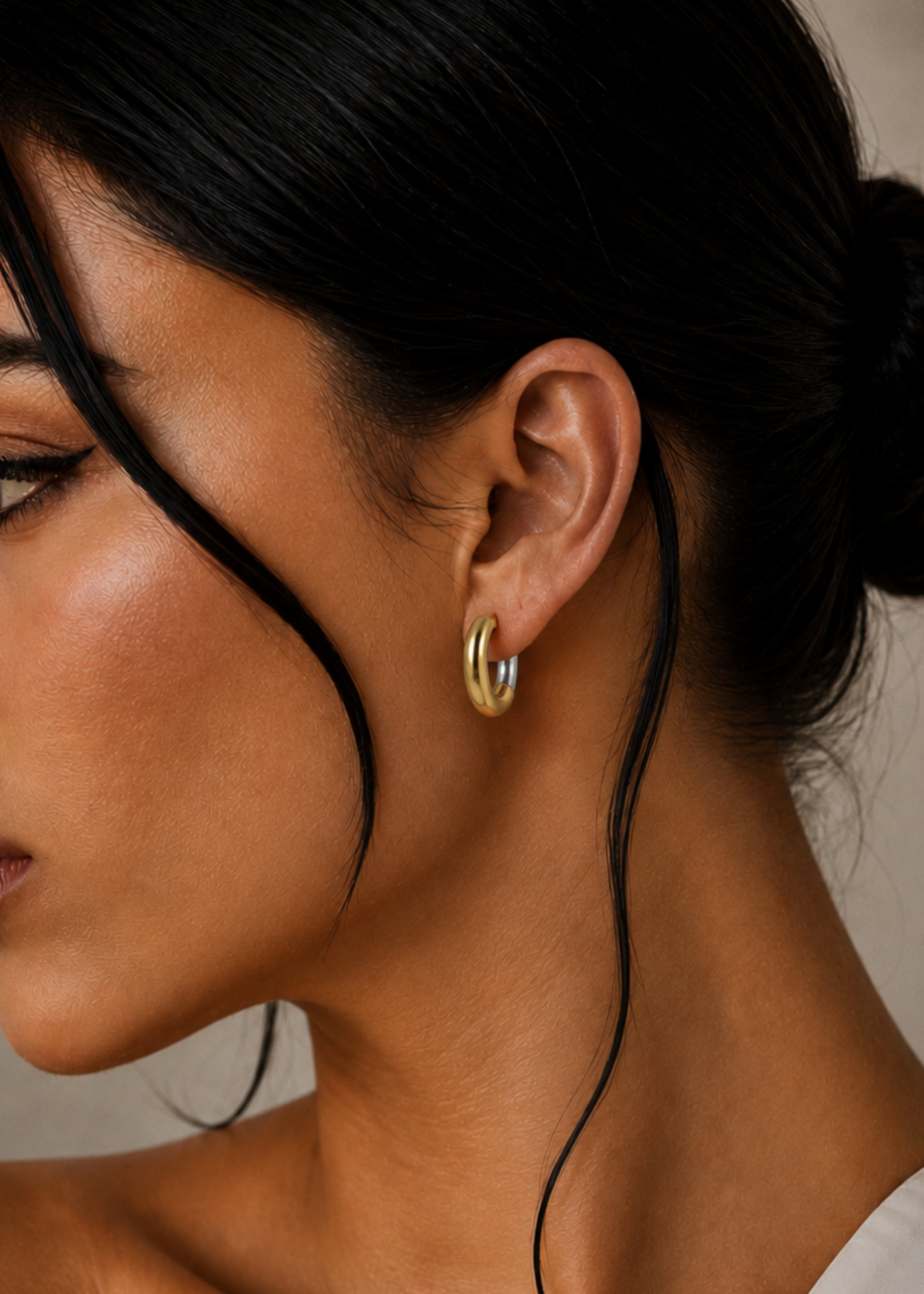 Dual tone Hoops Image 4