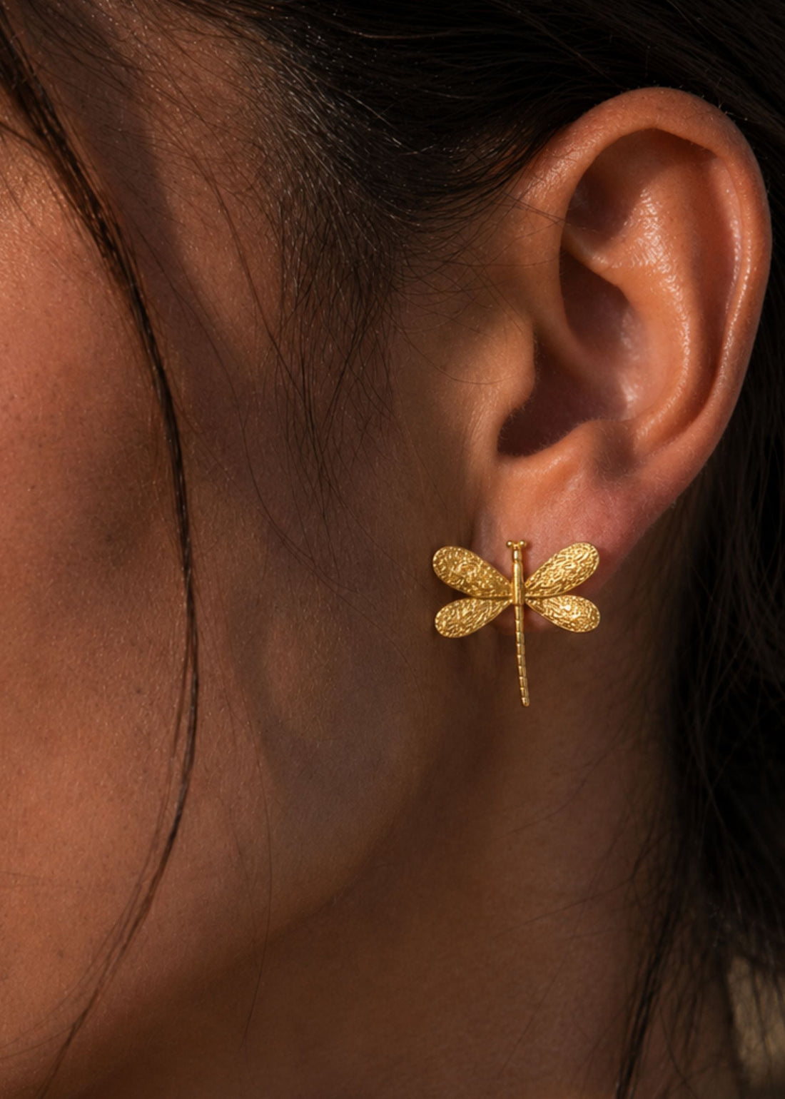 Dragonfly stud